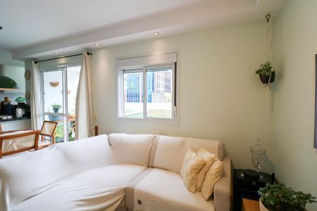 Apartamento à venda com 75m², 2 quartos e 2 vagasSala / Cozinha