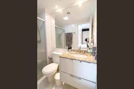 Apartamento à venda com 75m², 2 quartos e 2 vagasBanheiro da Suíte 2