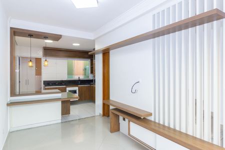 Sala de casa de condomínio à venda com 2 quartos, 74m² em Vila Santa Edwiges, São Paulo
