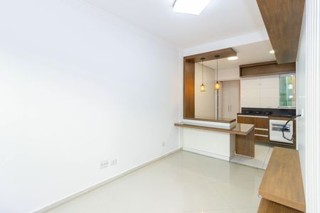 Sala de casa de condomínio à venda com 2 quartos, 74m² em Vila Santa Edwiges, São Paulo