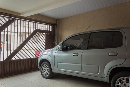 Casa à venda com 153m², 4 quartos e 2 vagas Casa à venda com 153m², 4 quartos e 2 vagasGaragem