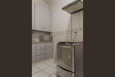 Casa à venda com 153m², 4 quartos e 2 vagas Casa à venda com 153m², 4 quartos e 2 vagasCozinha