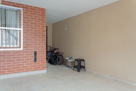 Casa à venda com 153m², 4 quartos e 2 vagas Casa à venda com 153m², 4 quartos e 2 vagasGaragem