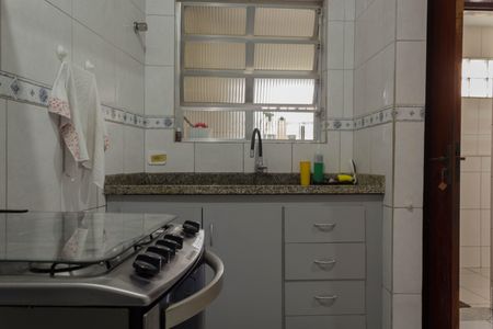 Casa à venda com 153m², 4 quartos e 2 vagas Casa à venda com 153m², 4 quartos e 2 vagasCozinha