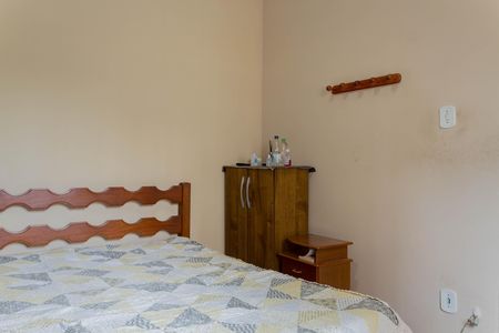 Casa à venda com 153m², 4 quartos e 2 vagas Casa à venda com 153m², 4 quartos e 2 vagasQuarto 1