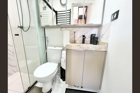 Studio à venda com 27m², 1 quarto e sem vaga Studio à venda com 27m², 1 quarto e sem vagaBanheiro