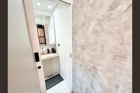 Studio à venda com 27m², 1 quarto e sem vaga Studio à venda com 27m², 1 quarto e sem vagaBanheiro
