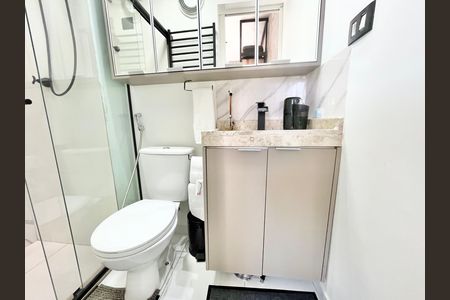 Studio à venda com 27m², 1 quarto e sem vaga Studio à venda com 27m², 1 quarto e sem vagaBanheiro