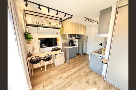 Sala/Quarto/Cozinha de kitnet/studio à venda com 1 quarto, 27m² em Santana, São Paulo