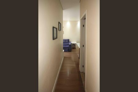 Apartamento à venda com 78m², 2 quartos e 1 vaga Apartamento à venda com 78m², 2 quartos e 1 vagaCorredor