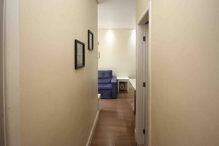 Apartamento à venda com 78m², 2 quartos e 1 vaga Apartamento à venda com 78m², 2 quartos e 1 vagaCorredor