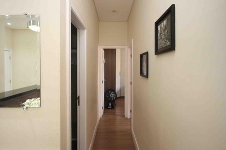 Apartamento à venda com 78m², 2 quartos e 1 vaga Apartamento à venda com 78m², 2 quartos e 1 vagaCorredor