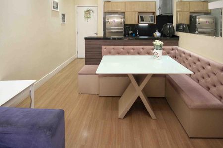 Apartamento à venda com 78m², 2 quartos e 1 vaga Apartamento à venda com 78m², 2 quartos e 1 vagaSala de Jantar