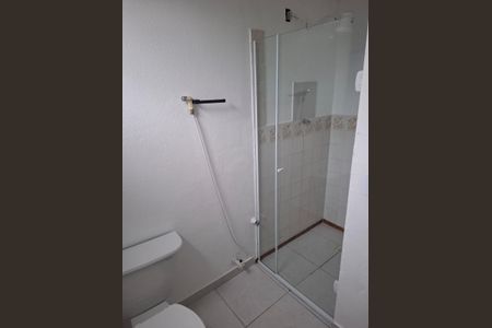 Banheiro de apartamento para alugar com 2 quartos, 66m² em Itaquera, São Paulo