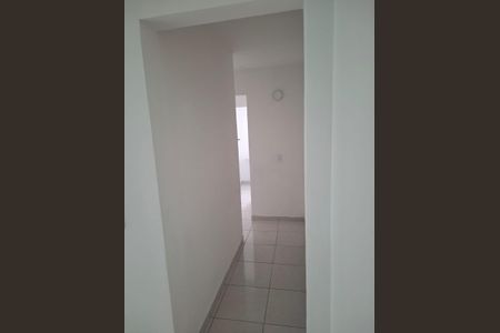 Corredor de apartamento para alugar com 2 quartos, 66m² em Itaquera, São Paulo
