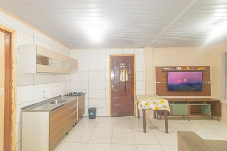 Casa à venda com 170m², 2 quartos e 2 vagasSala/Cozinha
