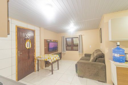 Casa à venda com 170m², 2 quartos e 2 vagasSala/Cozinha