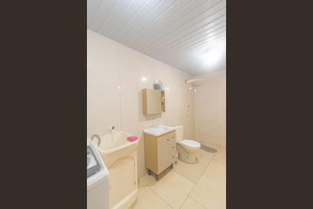 Casa à venda com 170m², 2 quartos e 2 vagasBanheiro/Lavanderia
