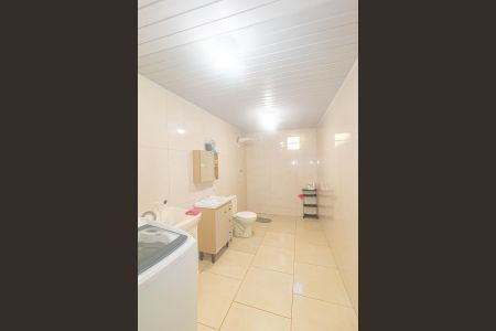 Casa à venda com 170m², 2 quartos e 2 vagasBanheiro/Lavanderia