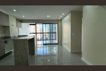Sala de apartamento para alugar com 2 quartos, 87m² em Recreio dos Bandeirantes, Rio de Janeiro