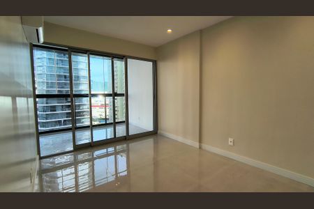 Suíte  de apartamento para alugar com 2 quartos, 87m² em Recreio dos Bandeirantes, Rio de Janeiro