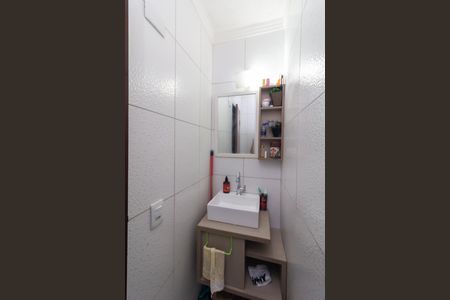 Casa à venda com 98m², 3 quartos e 2 vagasBanheiro da Suíte