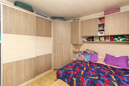Casa à venda com 98m², 3 quartos e 2 vagasSuíte