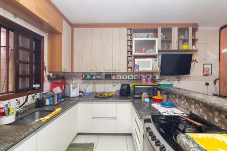 Casa à venda com 98m², 3 quartos e 2 vagasCozinha