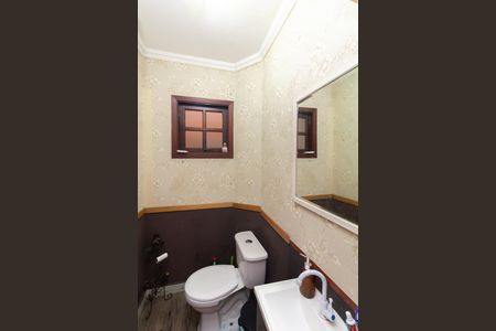 Casa à venda com 98m², 3 quartos e 2 vagasLavabo