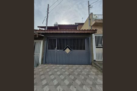 Casa à venda com 98m², 3 quartos e 2 vagasFachada