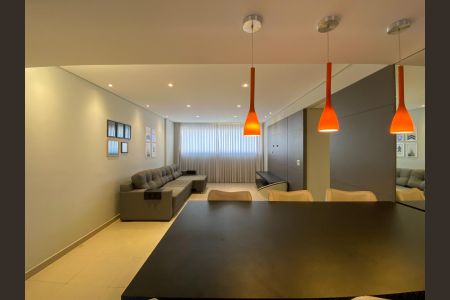 Sala de apartamento para alugar com 3 quartos, 86m² em Buritis, Belo Horizonte