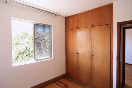 Apartamento para alugar com 72m², 3 quartos e 1 vagaQuarto
