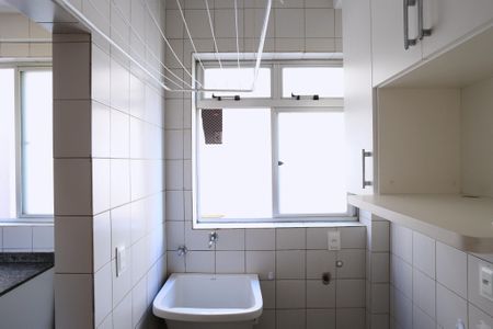 Apartamento para alugar com 72m², 3 quartos e 1 vagaÁrea de Serviço