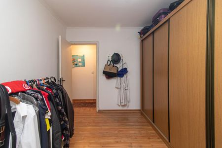 Casa à venda com 200m², 4 quartos e 2 vagasQuarto 2