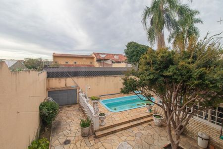 Casa à venda com 200m², 4 quartos e 2 vagasVaranda