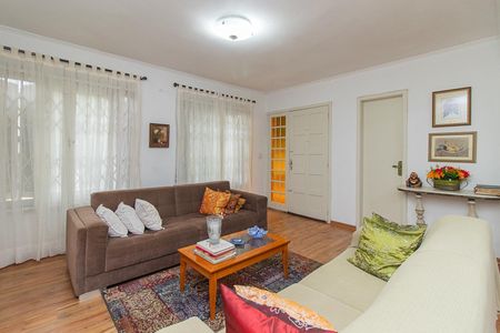 Sala de casa à venda com 4 quartos, 200m² em Espírito Santo, Porto Alegre