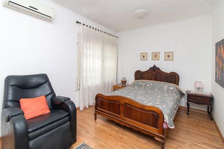 Casa à venda com 200m², 4 quartos e 2 vagasQuarto 1
