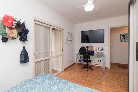 Casa à venda com 200m², 4 quartos e 2 vagasQuarto 4