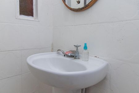 Casa à venda com 200m², 4 quartos e 2 vagasLavabo