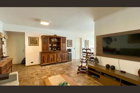 Apartamento à venda com 118m², 3 quartos e 1 vaga Apartamento à venda com 118m², 3 quartos e 1 vagaSala de TV