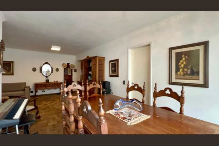 Apartamento à venda com 118m², 3 quartos e 1 vaga Apartamento à venda com 118m², 3 quartos e 1 vagaSala de Jantar