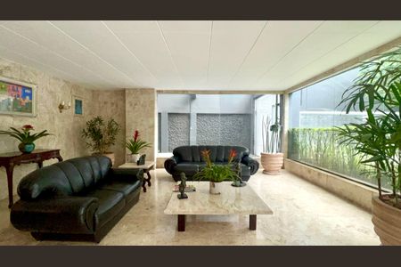 Apartamento à venda com 118m², 3 quartos e 1 vaga Apartamento à venda com 118m², 3 quartos e 1 vagaHall de entrada