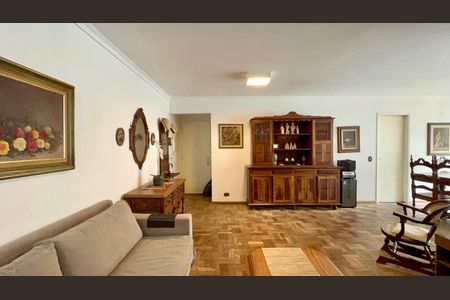 Apartamento à venda com 118m², 3 quartos e 1 vaga Apartamento à venda com 118m², 3 quartos e 1 vagaSala de TV
