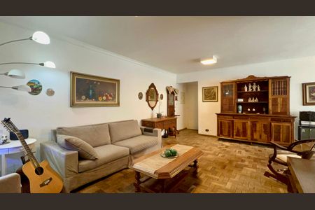 Apartamento à venda com 118m², 3 quartos e 1 vaga Apartamento à venda com 118m², 3 quartos e 1 vagaSala de TV
