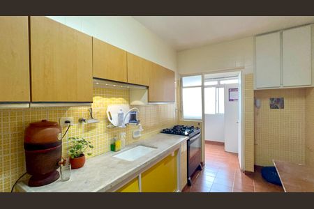 Apartamento à venda com 118m², 3 quartos e 1 vaga Apartamento à venda com 118m², 3 quartos e 1 vagaCozinha