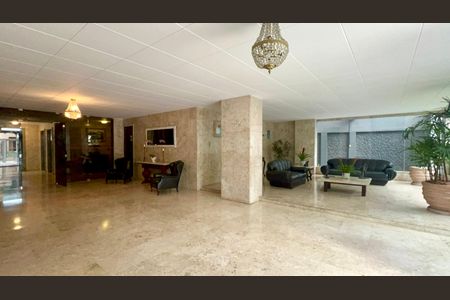 Apartamento à venda com 118m², 3 quartos e 1 vaga Apartamento à venda com 118m², 3 quartos e 1 vagaHall de entrada