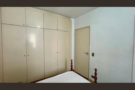 Apartamento à venda com 118m², 3 quartos e 1 vaga Apartamento à venda com 118m², 3 quartos e 1 vagaSuite