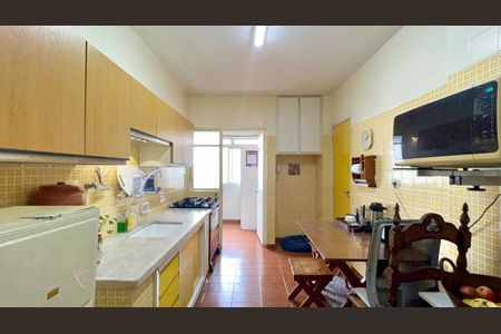 Apartamento à venda com 118m², 3 quartos e 1 vaga Apartamento à venda com 118m², 3 quartos e 1 vagaCozinha