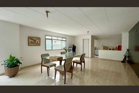 Apartamento à venda com 118m², 3 quartos e 1 vaga Apartamento à venda com 118m², 3 quartos e 1 vagaSalão de Festas