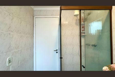 Apartamento à venda com 118m², 3 quartos e 1 vaga Apartamento à venda com 118m², 3 quartos e 1 vagaBanheiro